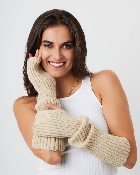 Knitted Arm Warmers in Beige: Beige